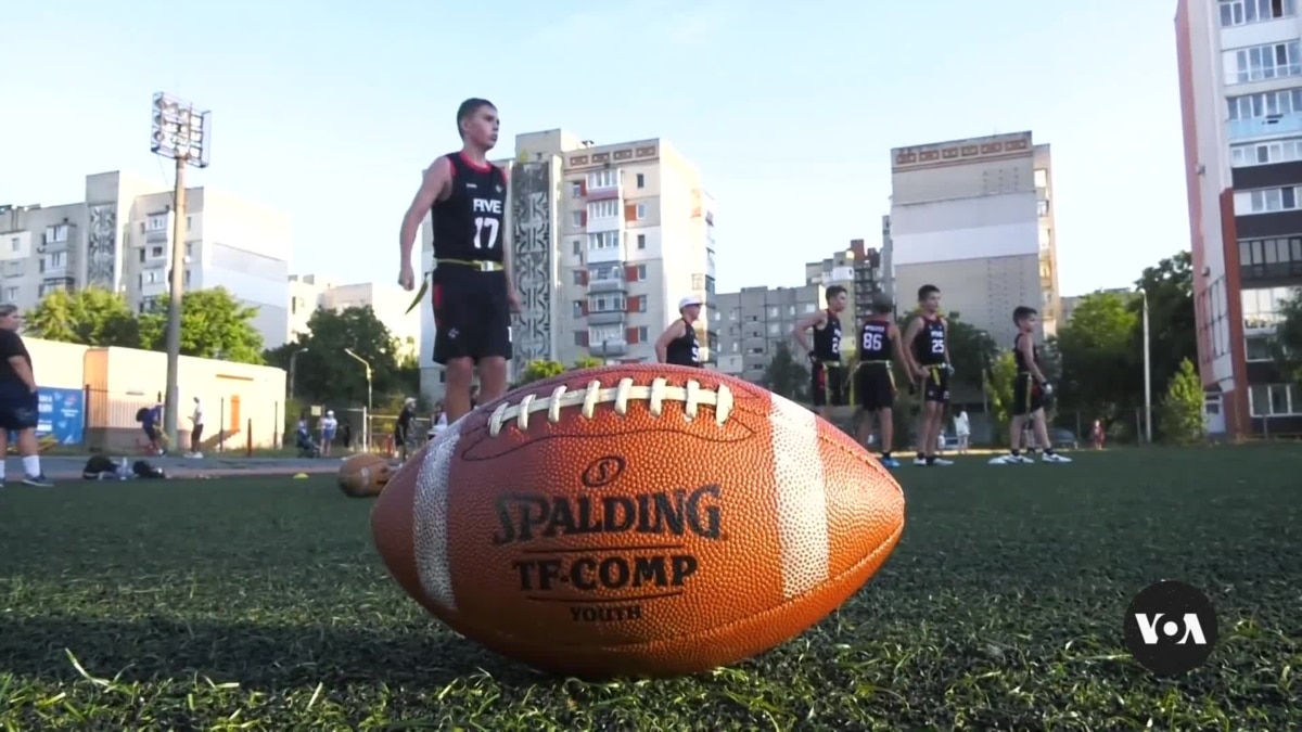 Flag football finds unlikely popularity in war-torn Ukraine