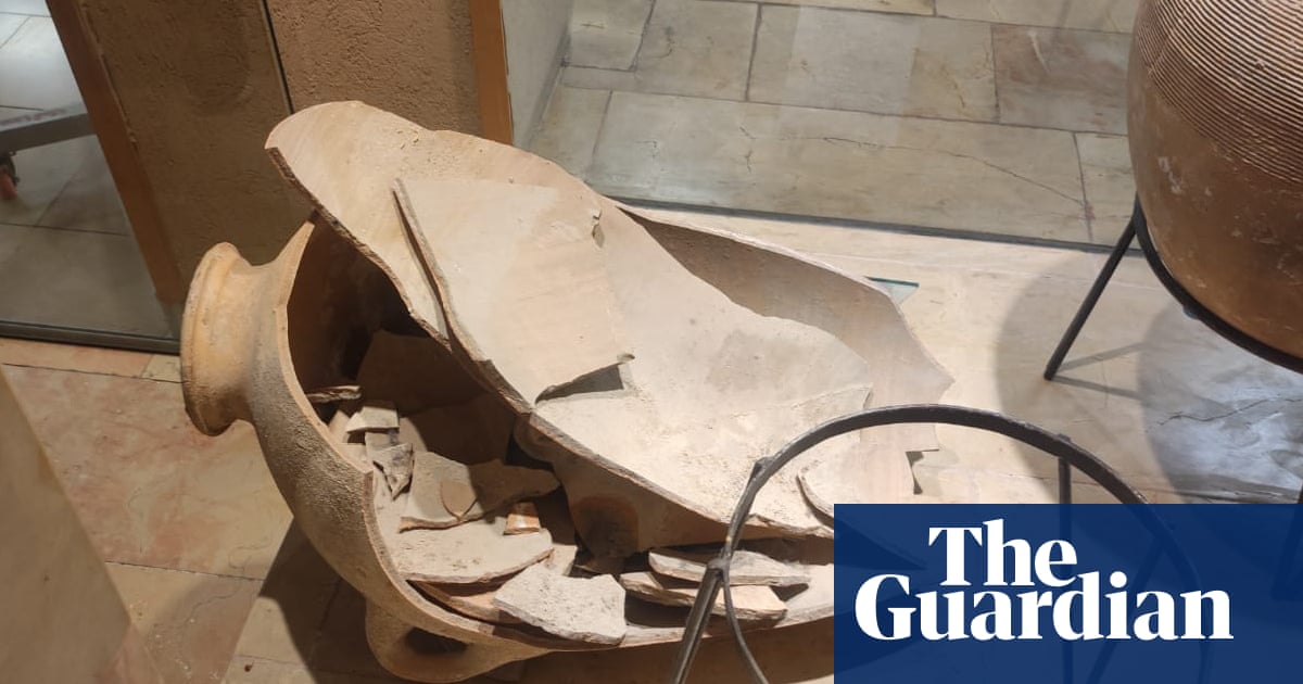 ‘I couldn’t believe it was my son who did it’: boy, 4, smashes bronze age jar in Israel museum | Israel