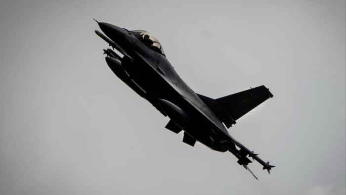 Ukrainian F-16 crashes during mission to shoot down Russian missiles