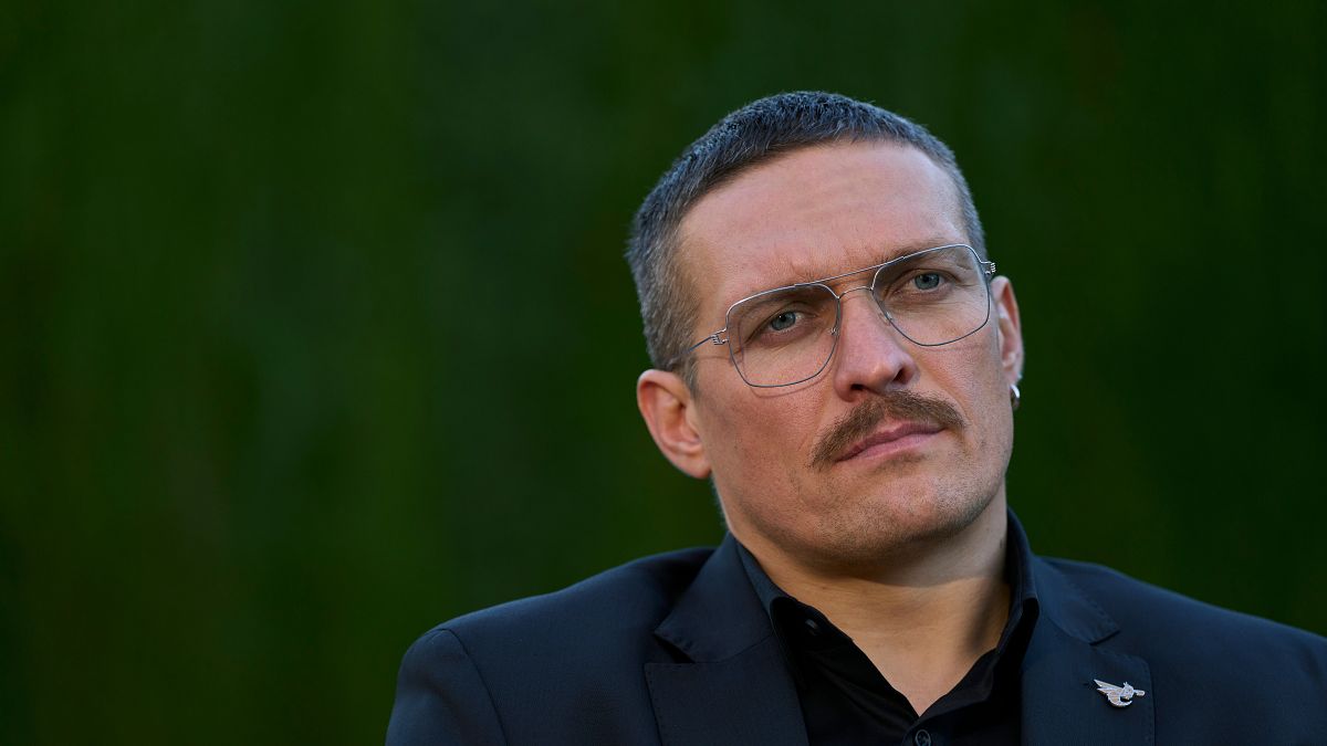 Ukraine boxing champion Oleksandr Usyk released from custody in Poland