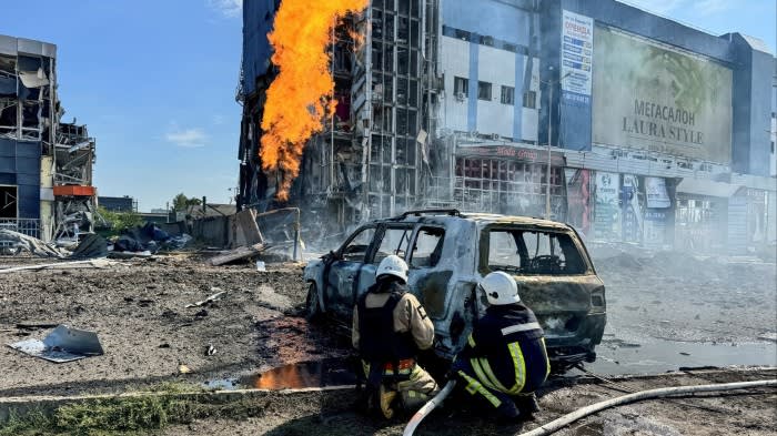 Russia edges closer to key Donetsk hub of Pokrovsk