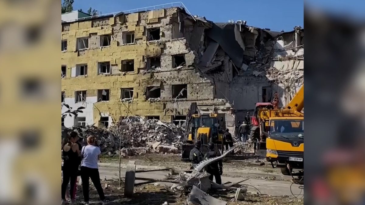 Russian Bombs Kill 2 Ukrainian Animal-Welfare Workers