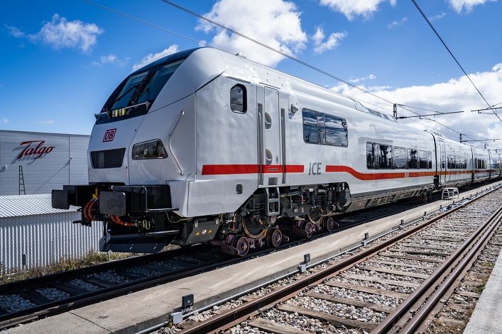 Spain prevents Hungary from buying a railway company because of its importance to Ukraine.