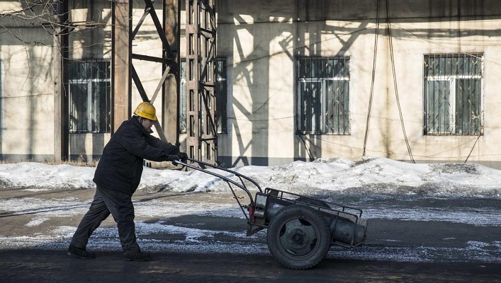 Despite widespread blackouts, GDP growth accelerates in Ukraine.