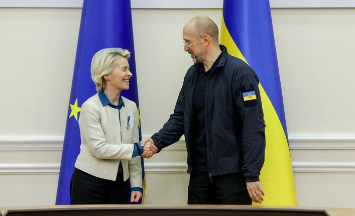 Ukrainian authorities call on the EU to increase aid to Ukraine in the new 2028-2034 EU budget to €400B.