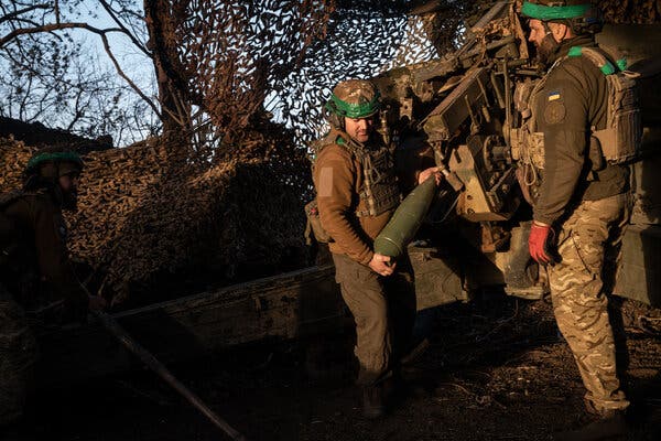 NYT: Ukraine trades space for Russian losses in Donbas