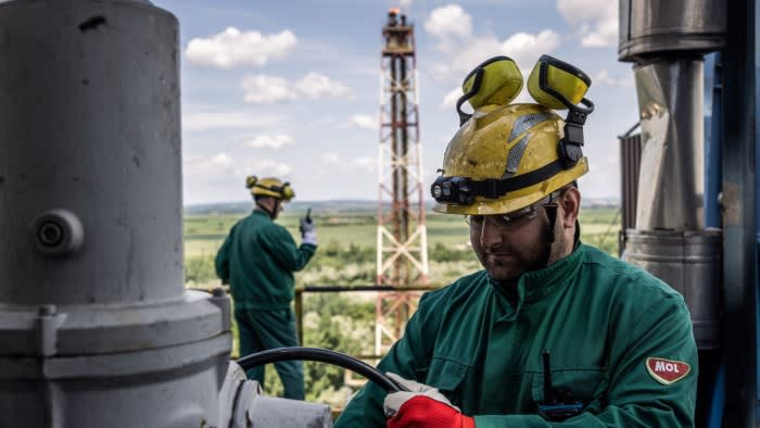 Hungary’s largest oil group attacks western ‘hypocrisy’ over Russian energy