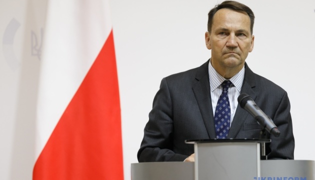 NATO likely to discuss intercepting Russian missiles over Ukraine next week – Sikorski