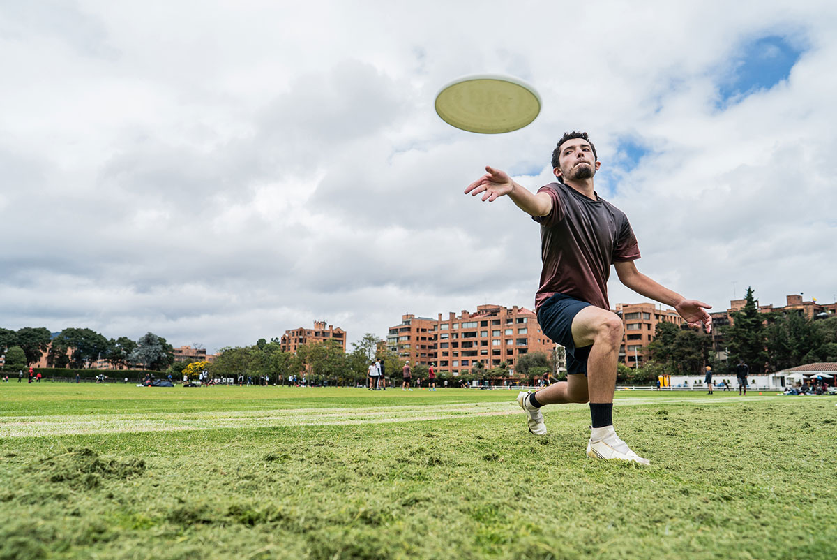 You've been throwing a frisbee all wrong, new study finds