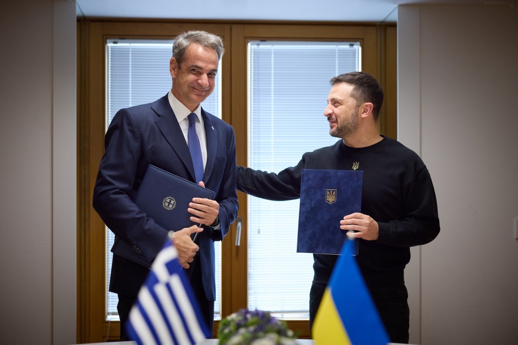 Greece pledges additional resources for Ukrainian F-16 pilot and technician training