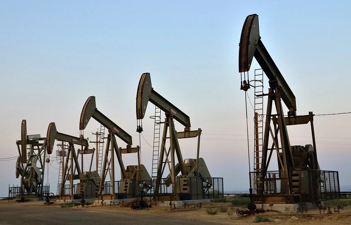 Saudi Arabia threatens to collapse oil prices to $50, which will hit Russia’s profits.