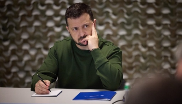 Zelensky holds Supreme CinC Staff meeting to discuss enhancing air defense capabilities