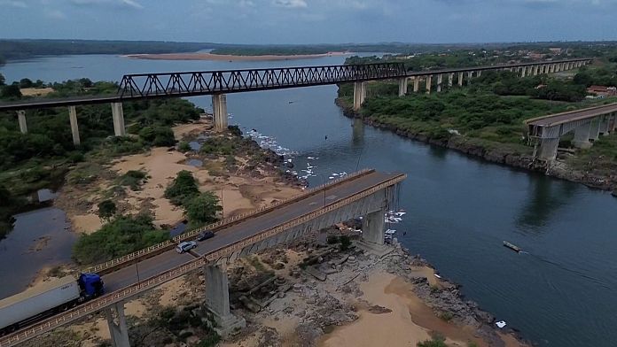 Bridge collapse in Brazil leaves at least 2 dead and a dozen others missing