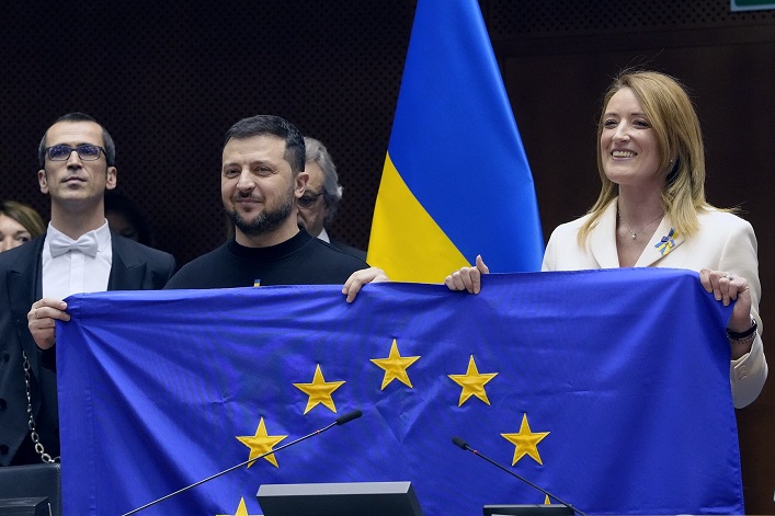 Ukraine’s accelerated integration into the EU should become a central foreign policy element for the EU, the US, and Britain.