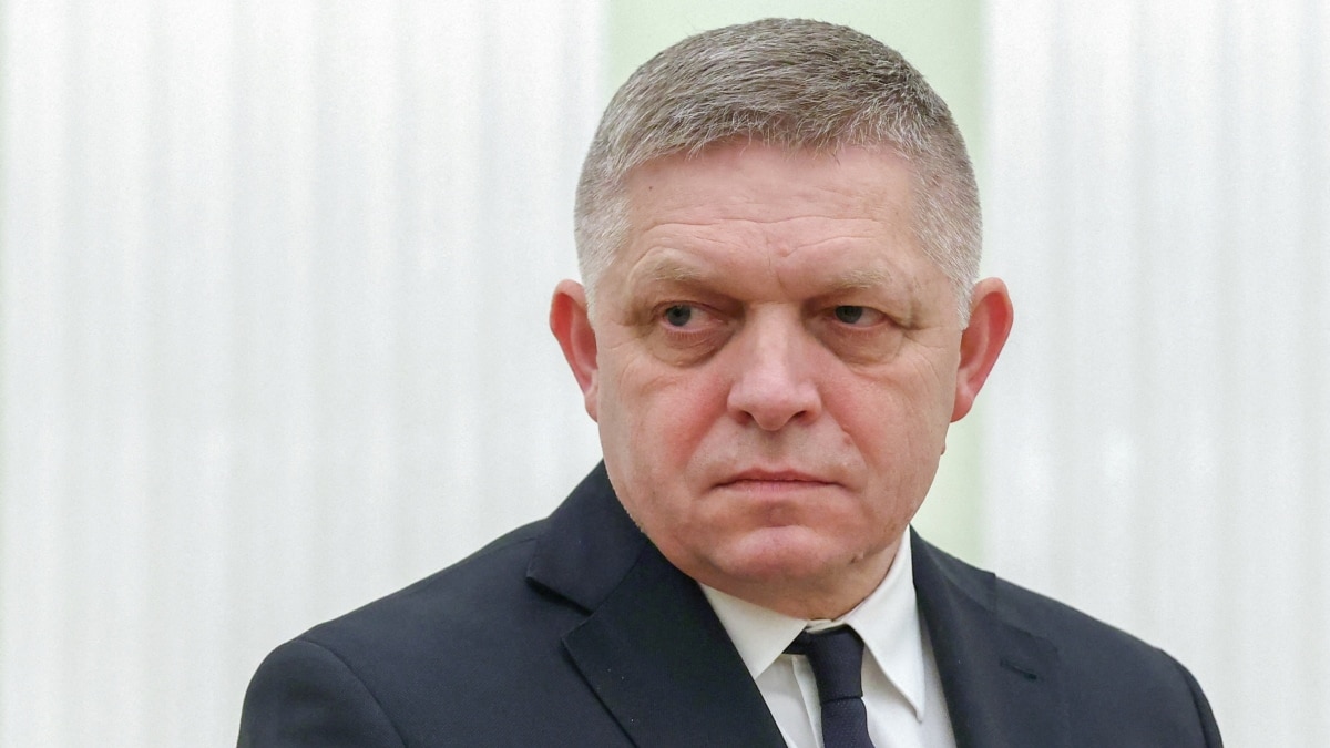 Slovak Prime Minister Criticizes End Of Russian Gas Transit, Demands Meeting With Zelenskiy