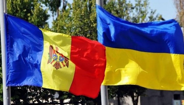 Ukraine extends helping hand to Moldova while Kremlin leaves it to freeze