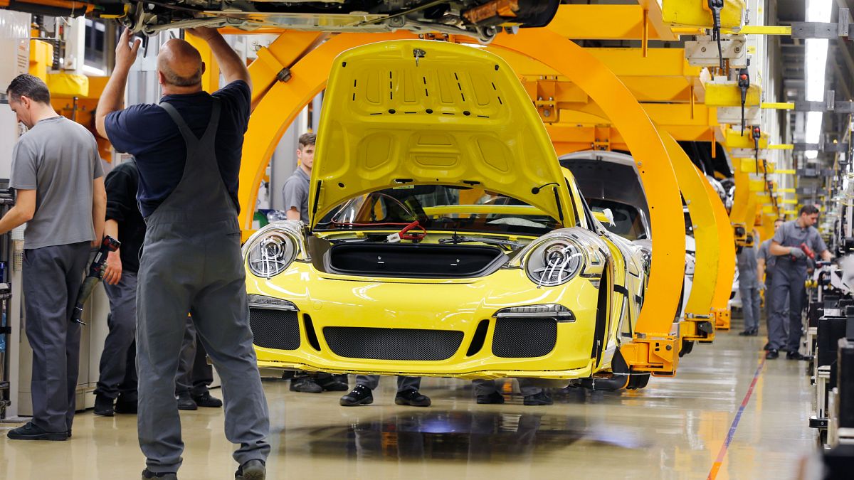 German manufacturing woes continue to keep unemployment rate high