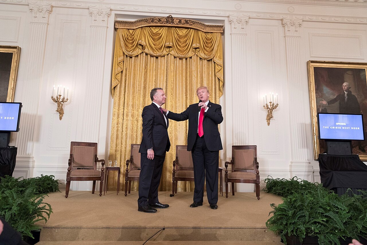 US-Russia ceasefire talks focus on permanent truce while Moscow continues to bombard Ukrainian cities