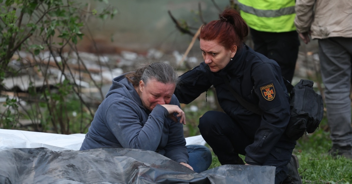 Scores Wounded, 9 Dead In Russian Attack On Kyiv