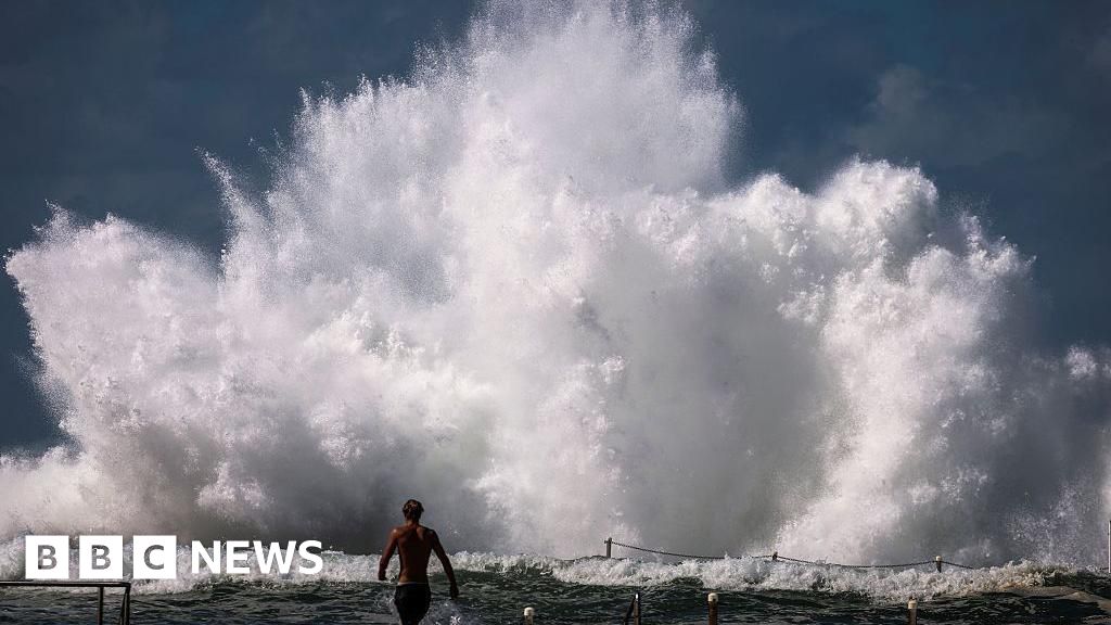 Nine-year-old dies as Australia weekend drowning toll rises to seven