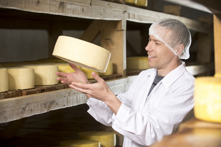 Ukrainian cheese producers are losing market share due to increasing imports.