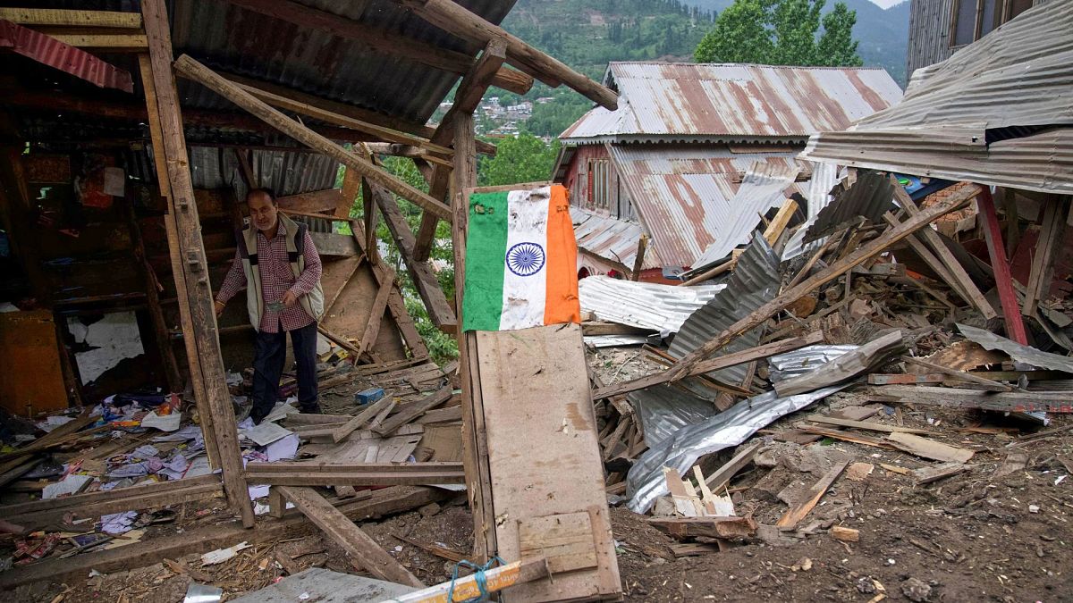 India and Pakistan trade heavy fire in Kashmir as tensions escalate