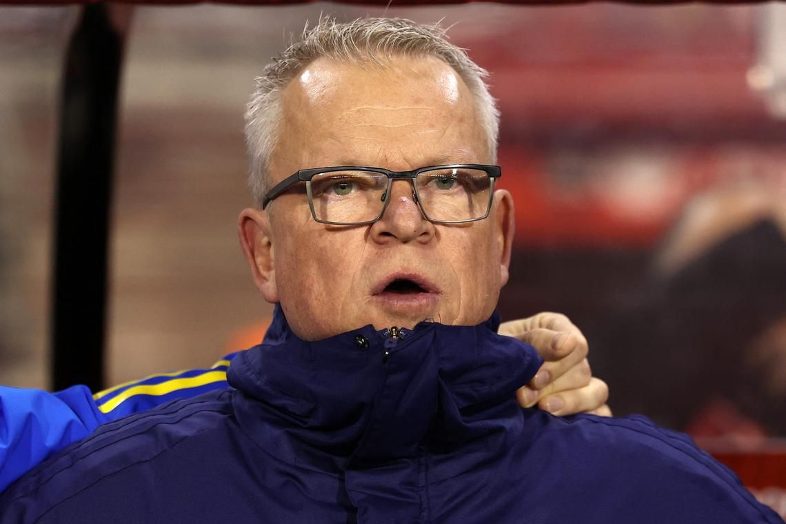 Former Sweden boss Andersson joins emergency aid drive to Ukraine