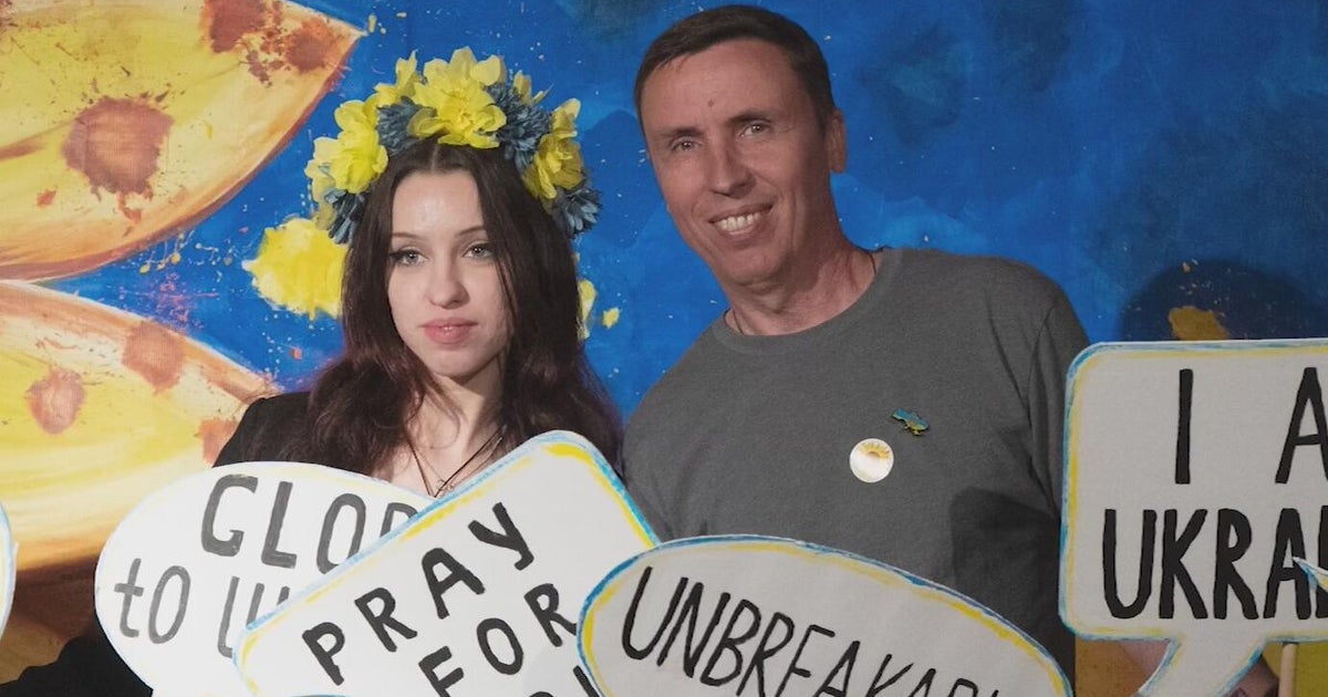 Russian expatriate hopes for resolution 3 years after her country invaded Ukraine