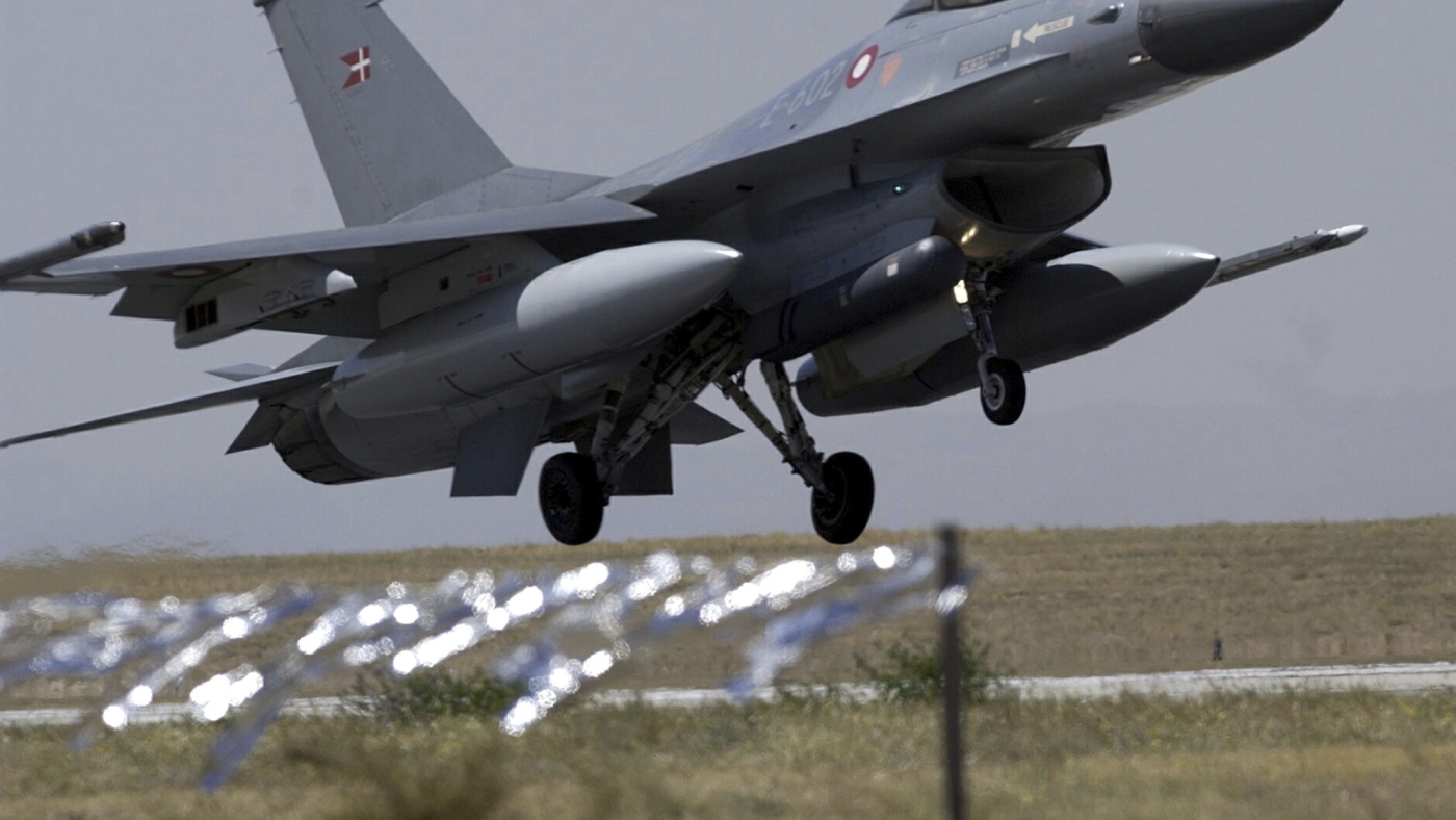 Ukraine receives first batch of U.S.-made F-16 fighter jets : NPR