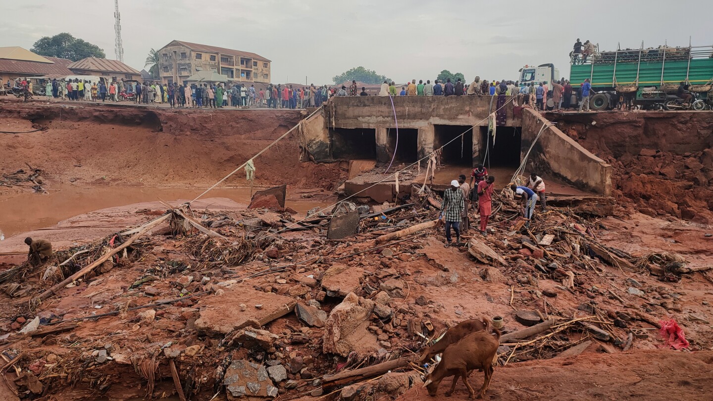 At least 151 killed in floods in central Nigeria
