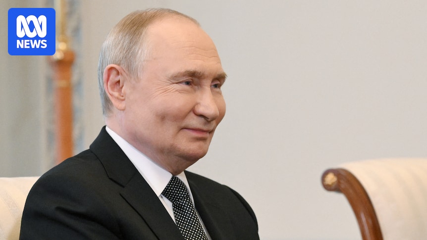 Vladimir Putin says he will only meet Volodymyr Zelenskyy in ‘final phase’ of peace talks