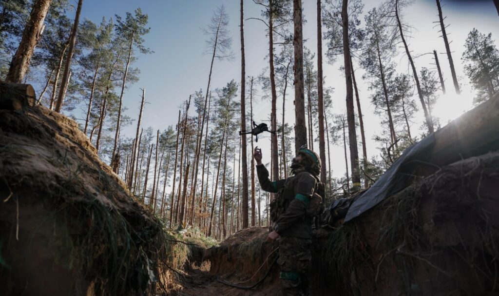 Russia keeps burning through its last tanks — so why isn’t Ukraine winning?