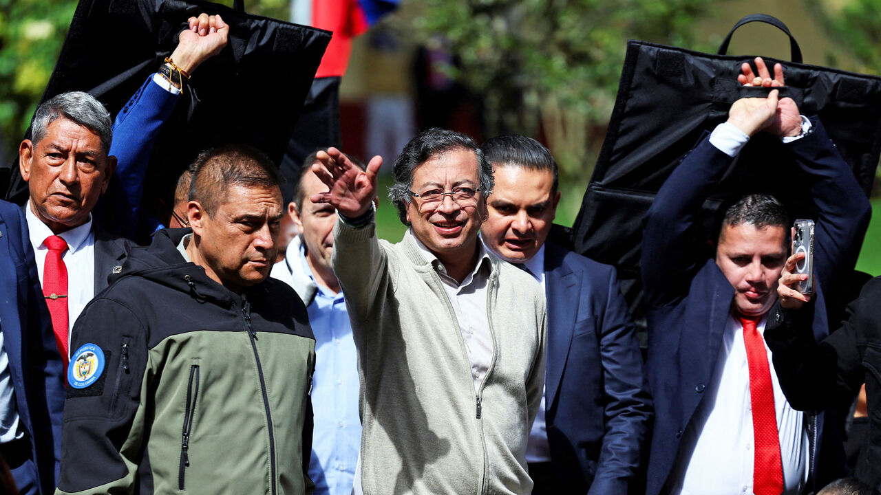 Colombia’s dire president gets desperate