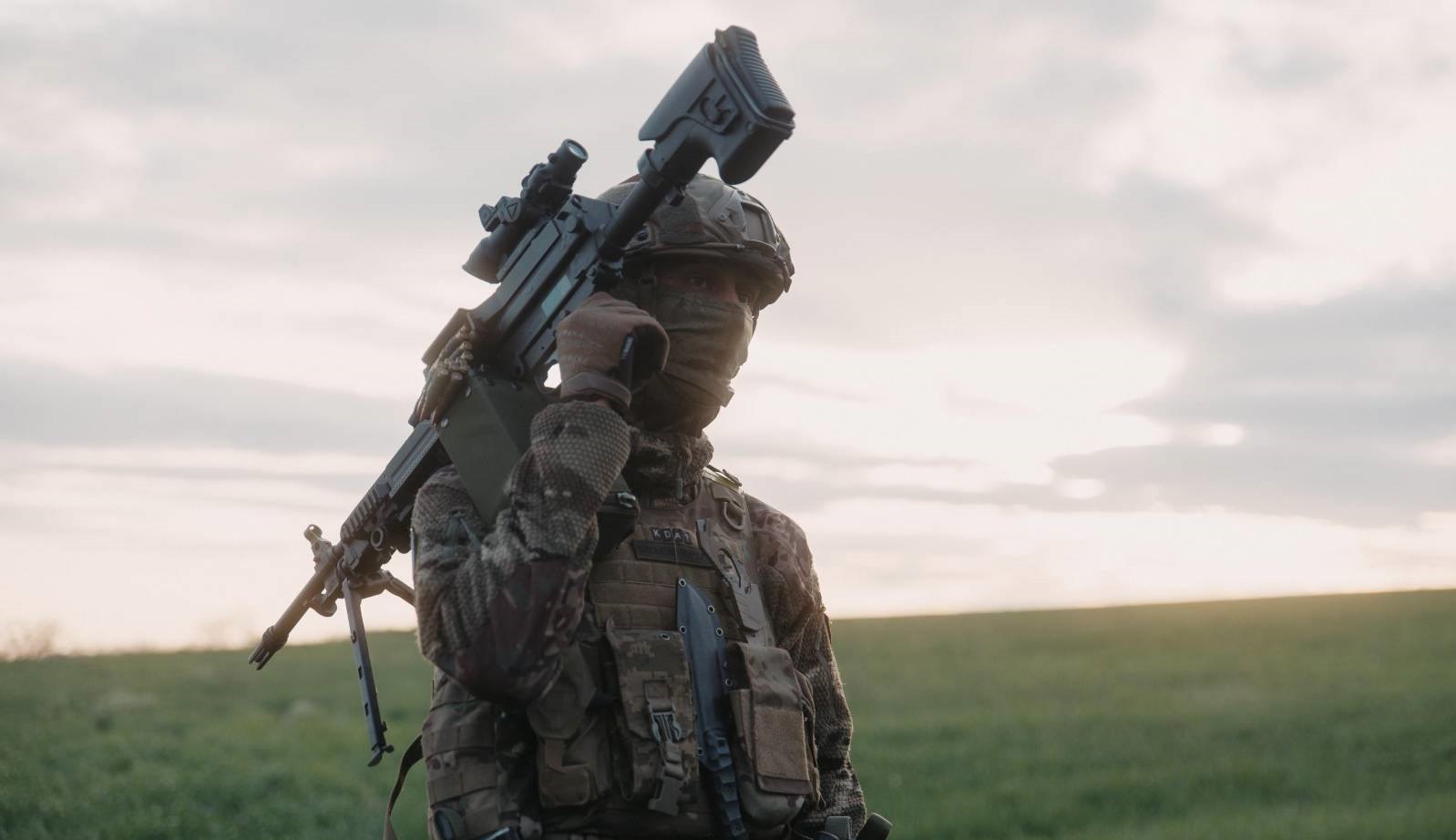 Frontline report: Ghost helicopters drop Ukrainian hunters deep behind Russian lines under cover of darkness