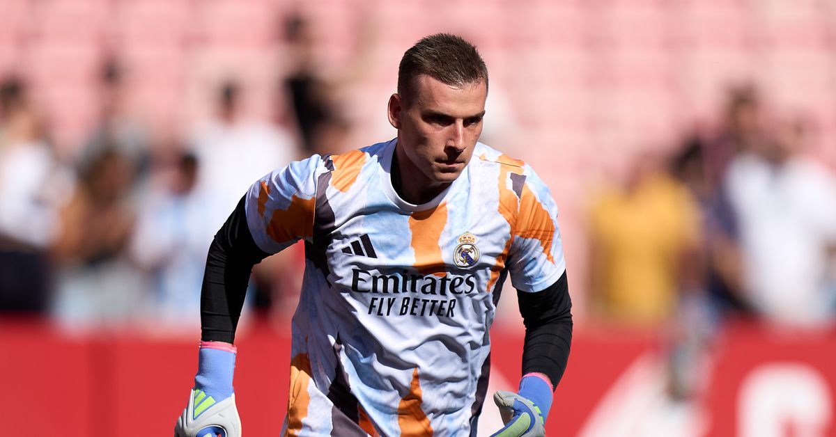 Lunin Remained Unused Substitution in Ukraine’s Heavy Defeat Against Canada