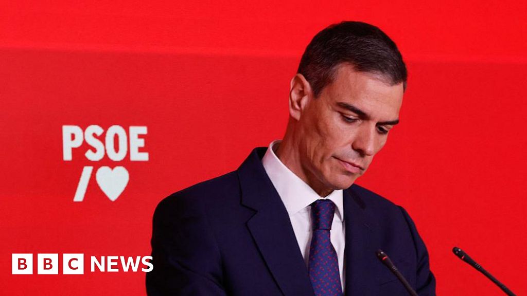 Spain’s Sánchez sorry for corruption scandal as opposition calls for resignation