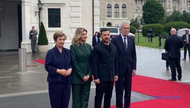 Zelensky meets with Austrian president