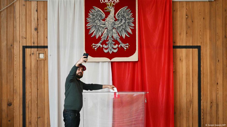 Polls open in tight presidential runoff – DW – 06/01/2025