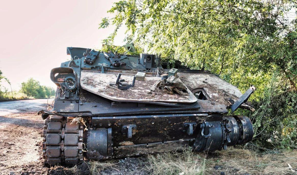 All American Bradley IFVs Destroyed In Ukraine! British Challenger-2 Tanks Unready For Real Combat: Rostec CEO