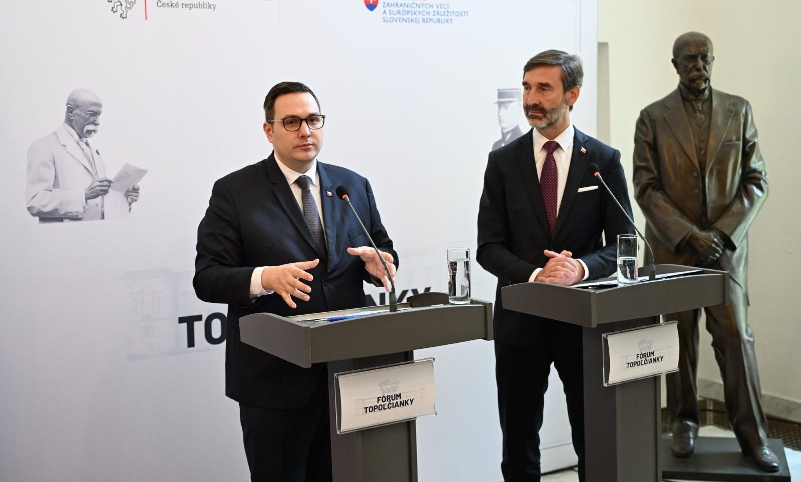 Visegrad divided: Czech and Slovak ministers vow dialogue despite Ukraine rift 