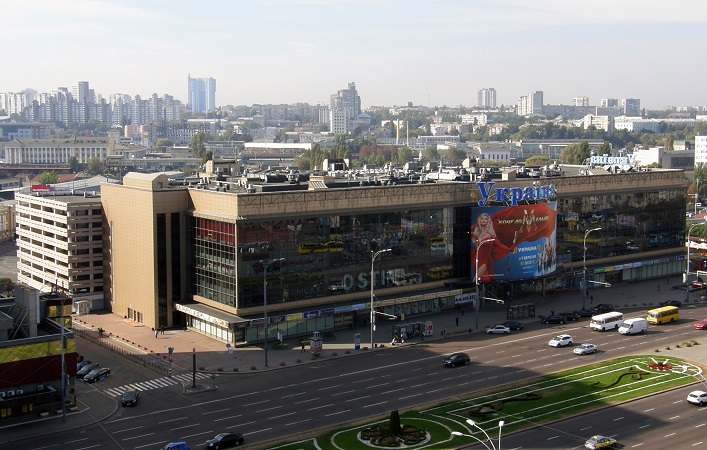City Capital Group is set to acquire a business center and shopping mall in downtown Kyiv for $100M.