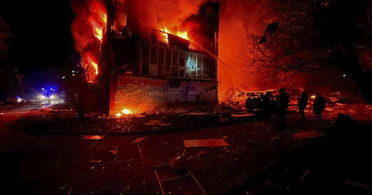 Russian strikes on Ukraine kill 22 as U.S. cuts intelligence sharing