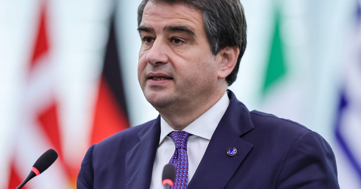 Fitto fights von der Leyen plan to bypass regions in new EU budget – POLITICO