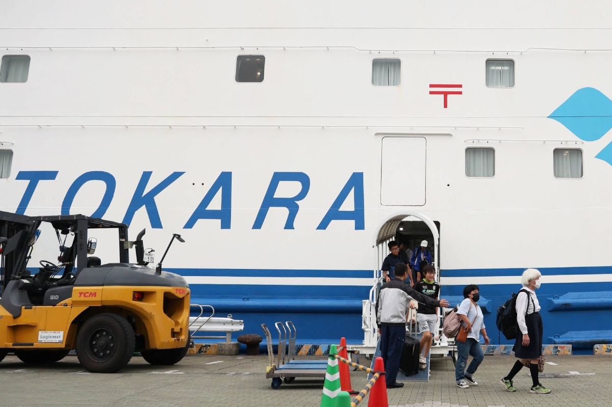 Japan braces for more quakes as authorities dismiss doomsday hype