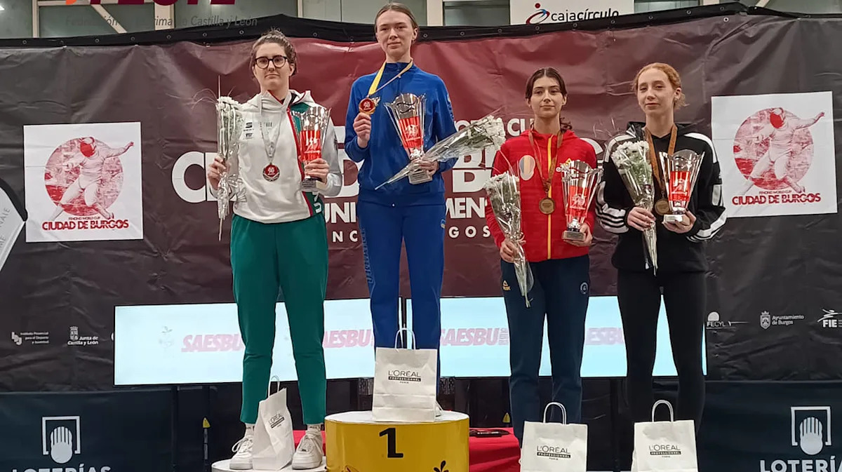 Ukraine’s Maksymenko wins gold at Coupe du Monde junior fencing cup in Spain – photo