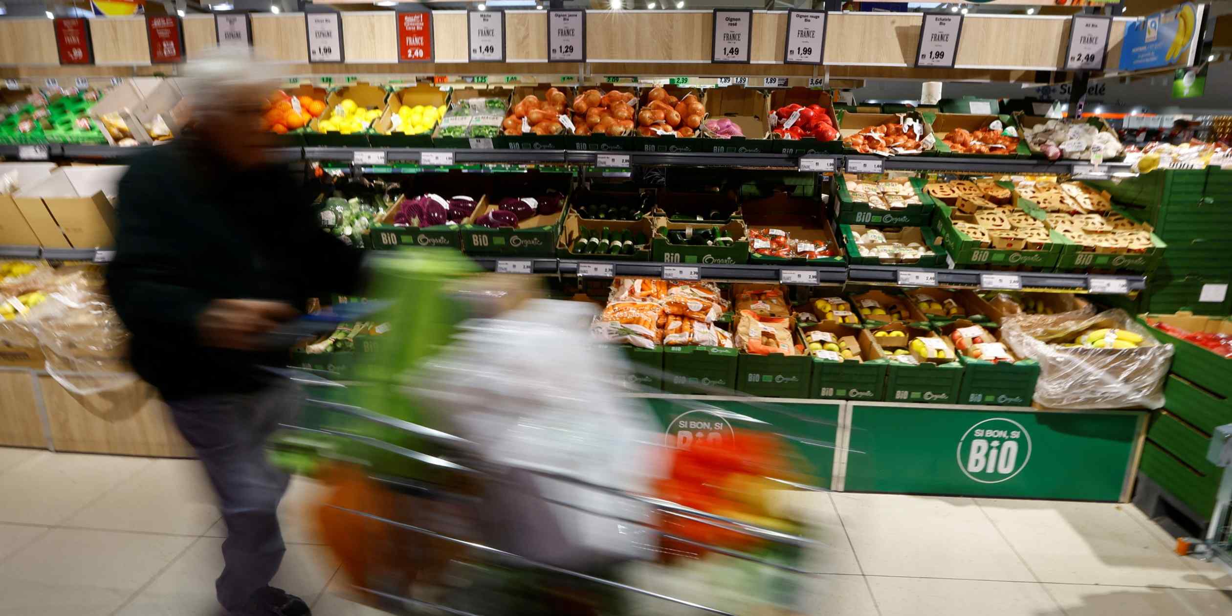 Europe grocer Lidl taps Vietnam, Malaysia to bolster supply chain