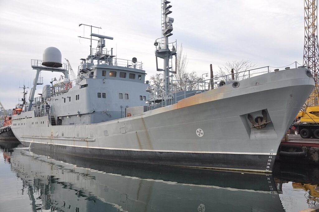 A Russian drone boat hunted down Ukraine’s lucky intelligence ship