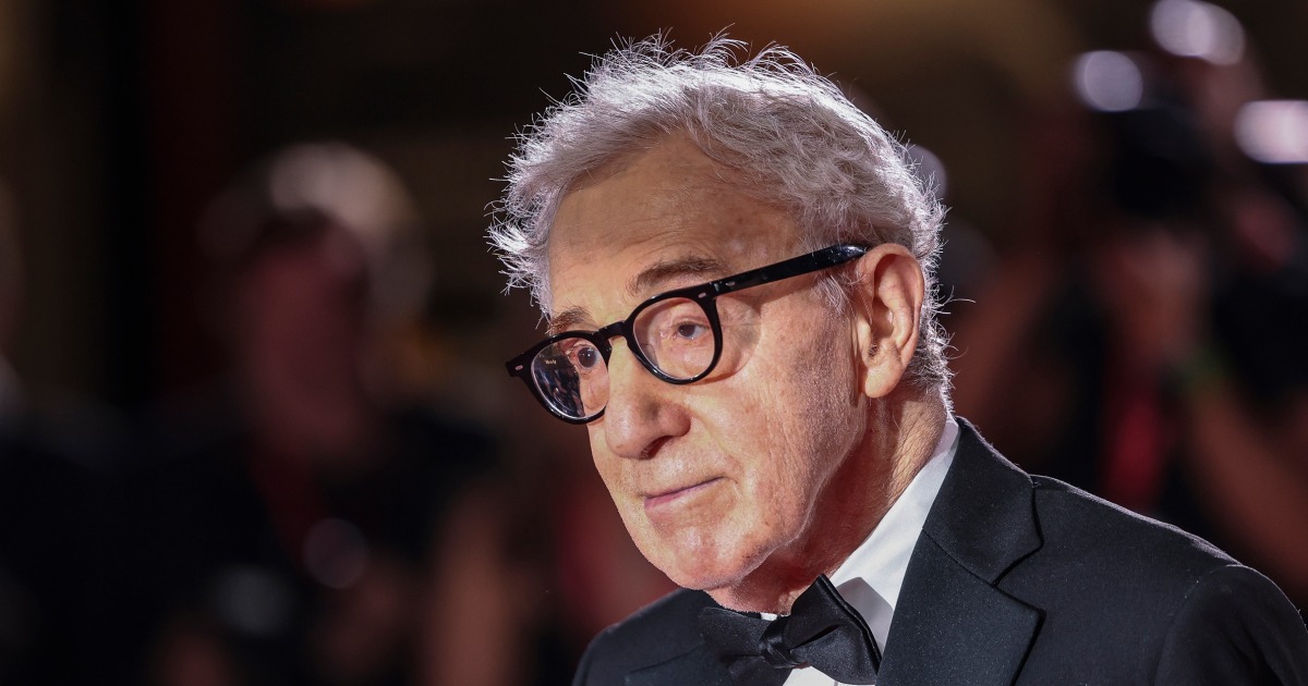 Ukraine condemns Woody Allen for speaking at a Russian film festival