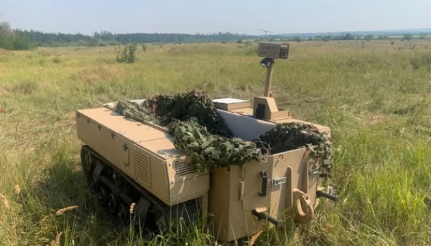 Prototype robot for evacuating wounded handed over to Unmanned Systems Forces