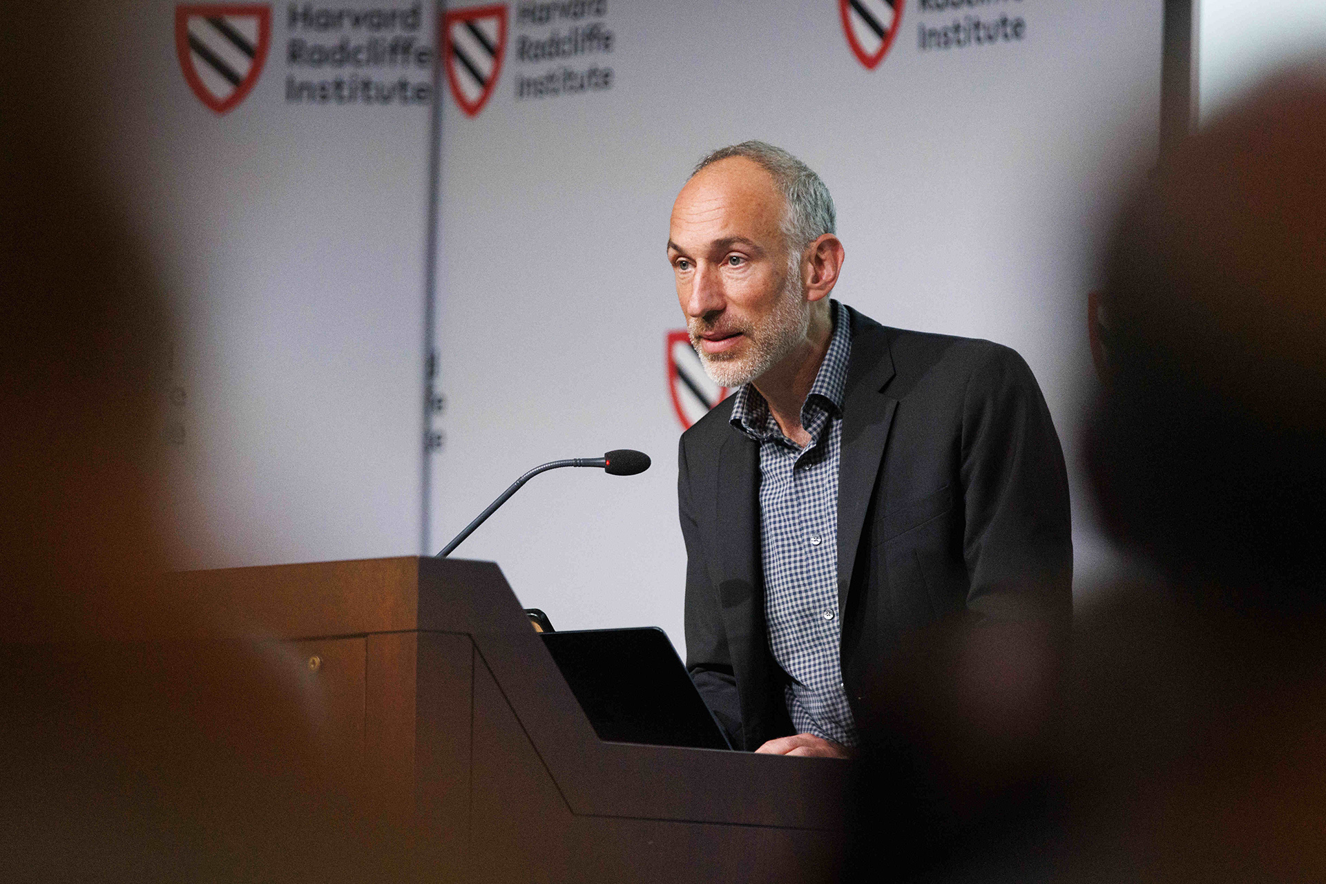 Pure bloodlines? Ancestral homelands? DNA science says no. — Harvard Gazette